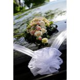 Strasszos menyasszonyi csokor autódísze