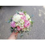 Pünkösdi rózsás menyasszonyi csokor