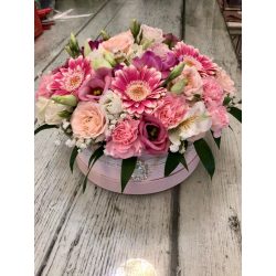 Rózsaszín vegyes virágbox
