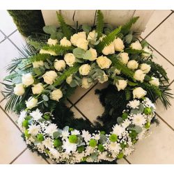 Felemás fehér görög koszorú