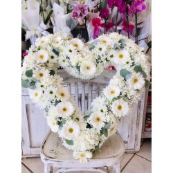 Exkluzív  tűzött  görög szív koszorú